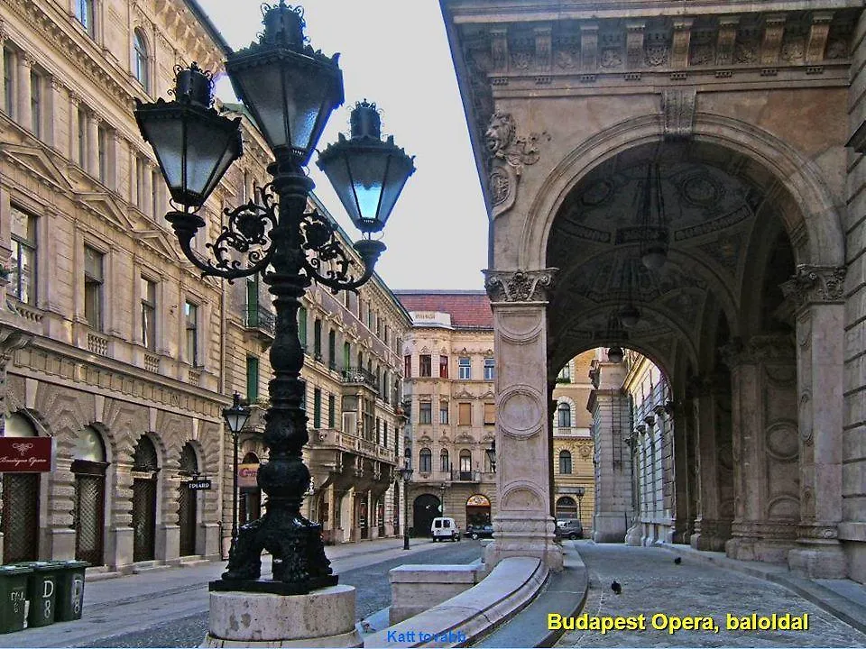 Walkway Apartment Deluxe Budapest